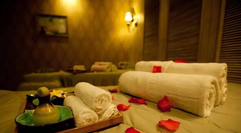 广州番禺高端水疗spa会馆就这样带着清风月静抚慰了光阴悲喜